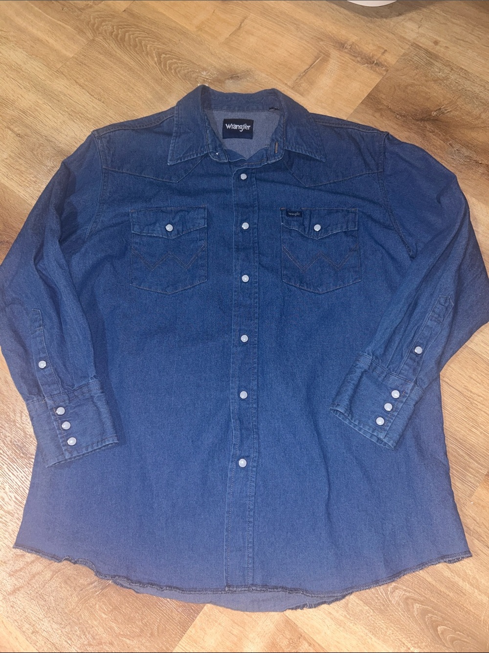 Wrangler Men's Dark Blue Denim Western Button-Down Shirt